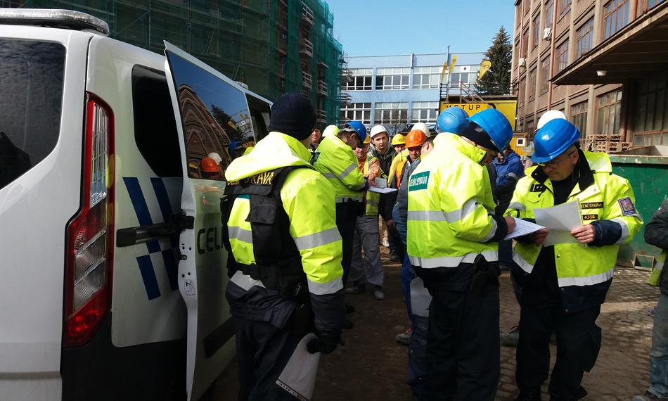 2019-2-25-1142NELEGÁL KOŠÍŘE.jpg